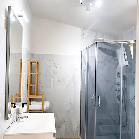 Апартаменты La Grotta Sardegna 2 Bedrooms 2 Private Bathrooms Урцулей
