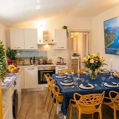 La Grotta 2 Bedrooms 2 Private Bathrooms *